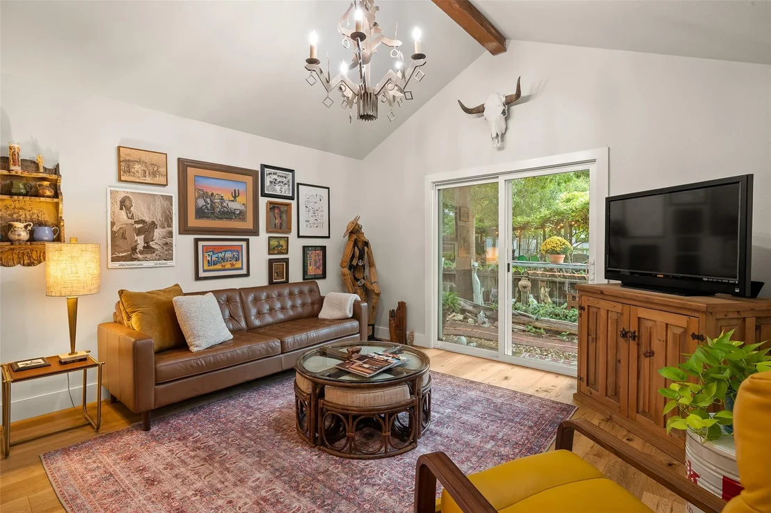 Photo of 2400 Rustic Oak LN