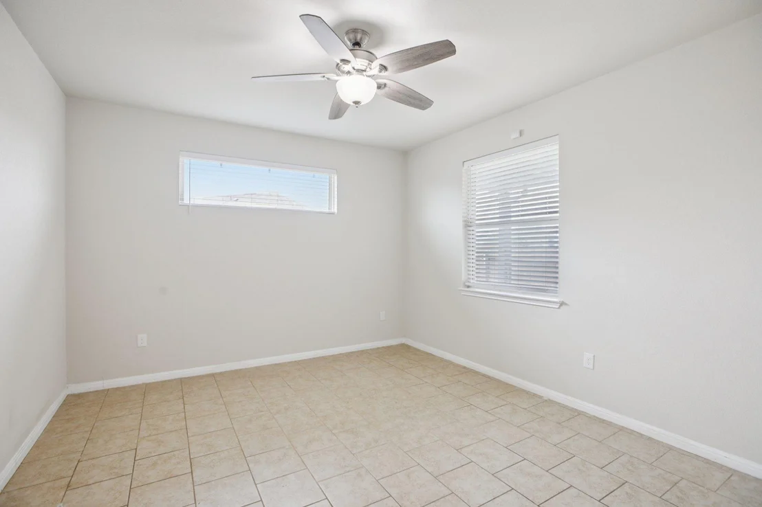 Photo of 176 Mayney LN