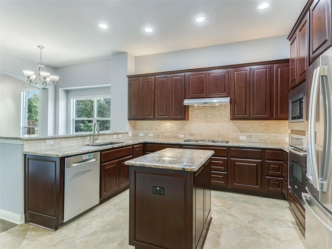Photo of 6633 Estana LN