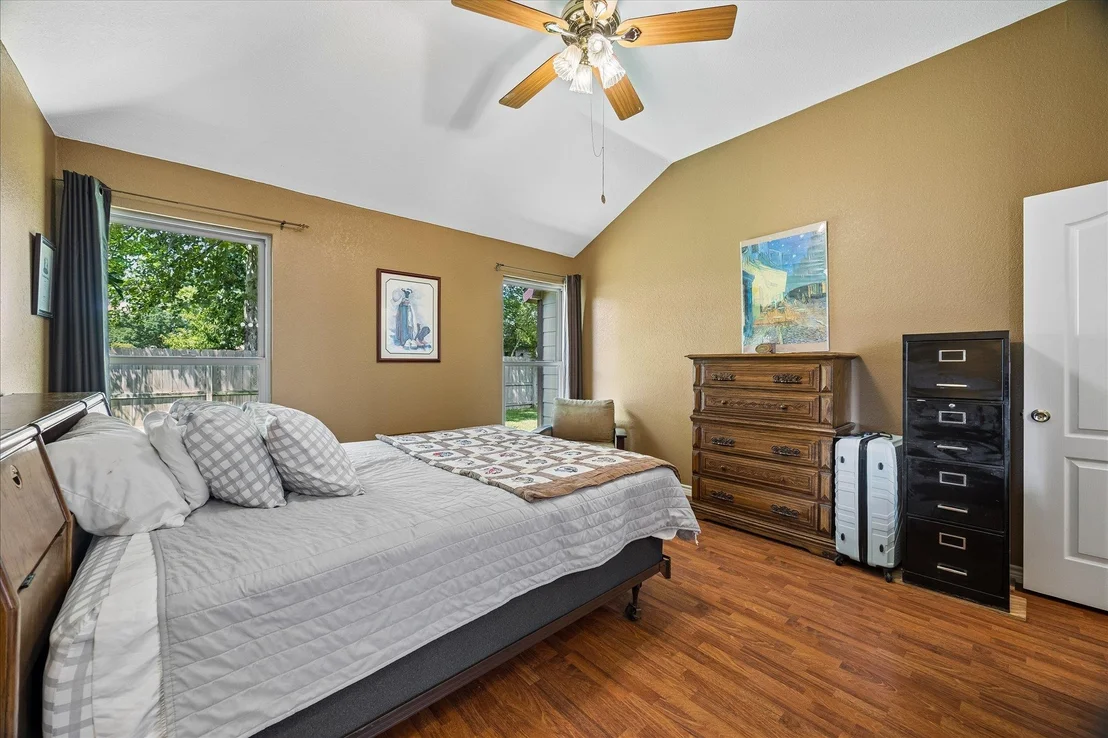 Photo of 111 Finch LN
