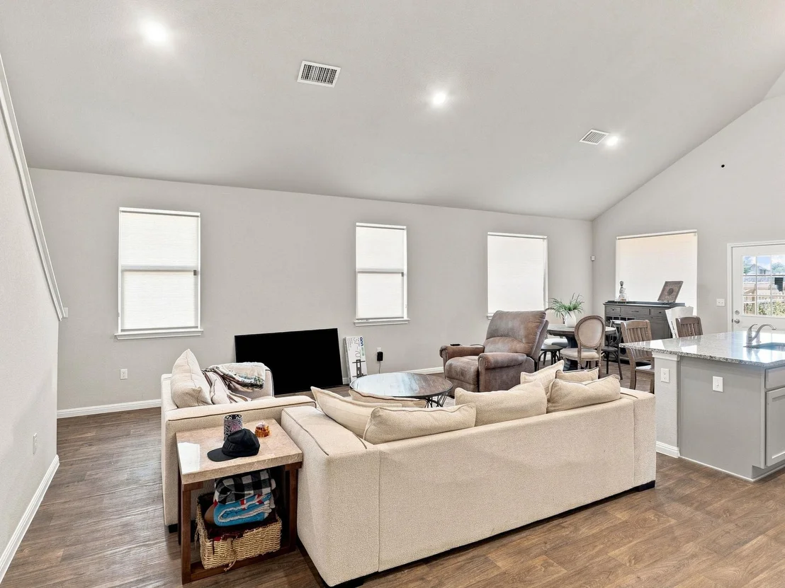Photo of 111 Rainmaker CV