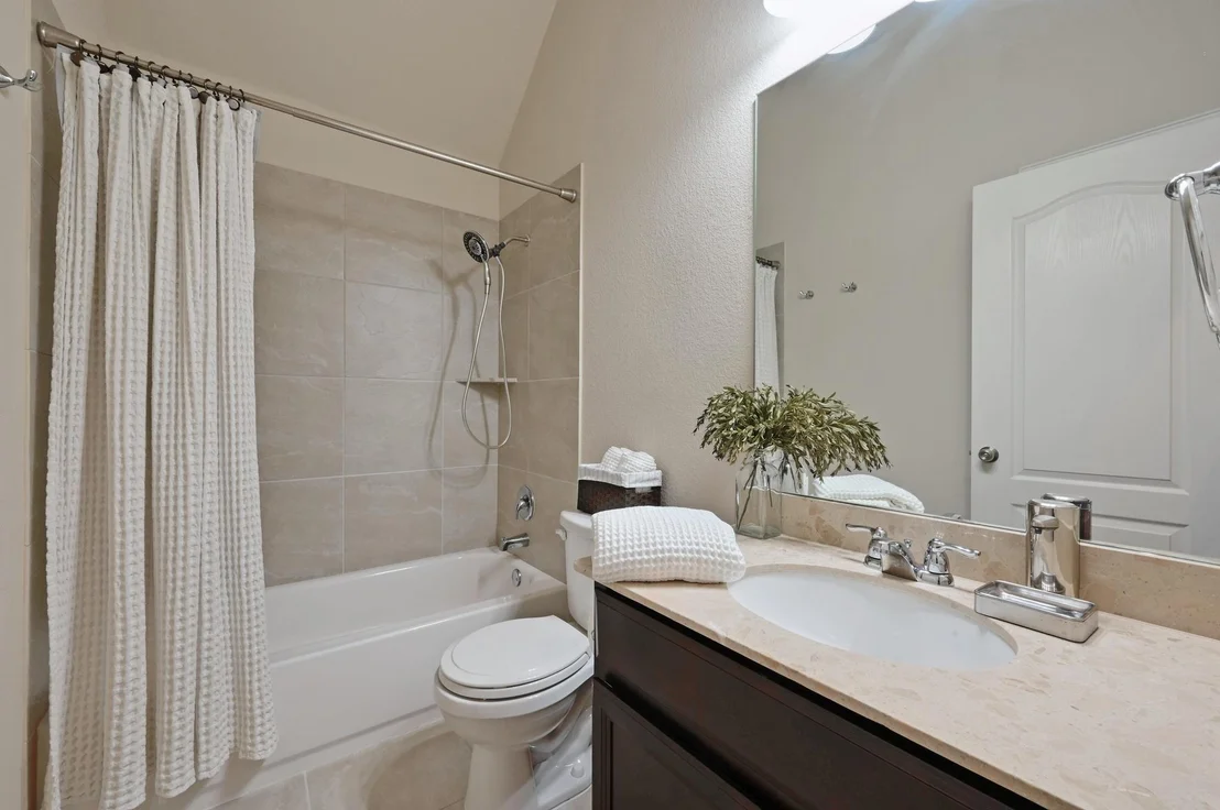 Photo of 546 Hot Springs VLY