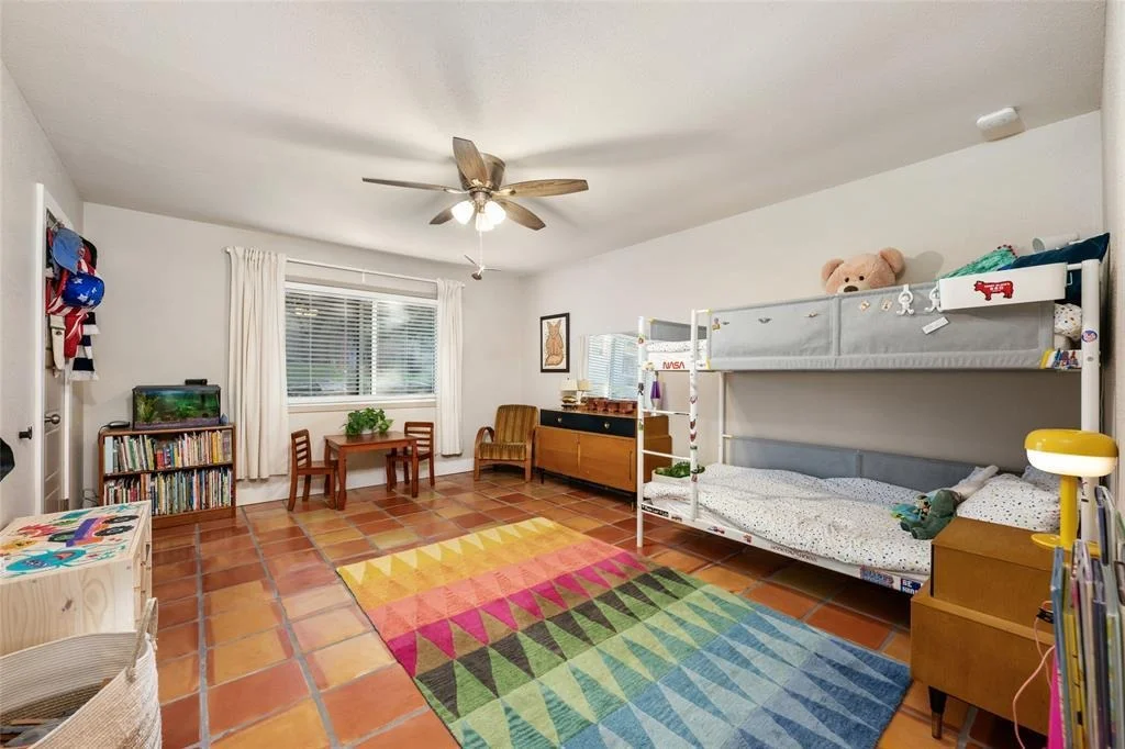 Photo of 2210 Red Fox RD
