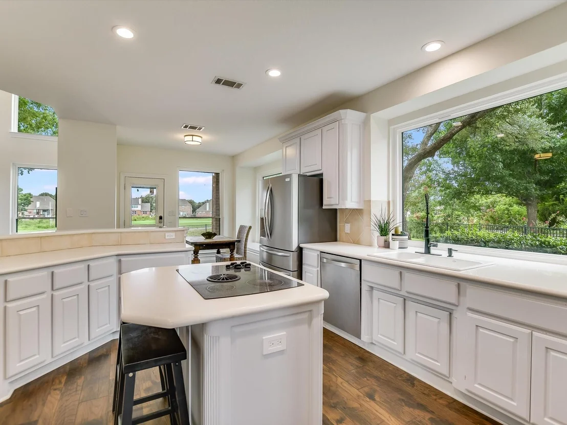 Photo of 2222 Hamlet CIR