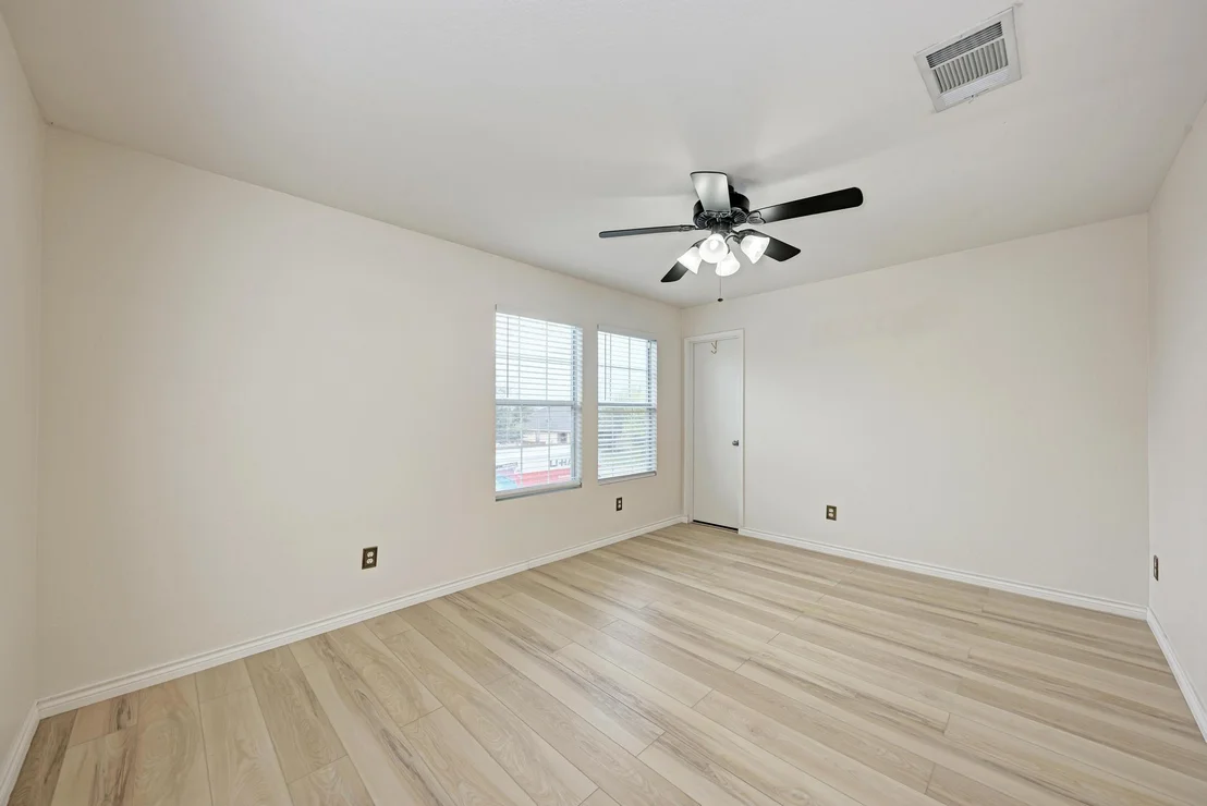 Photo of 115 Camellia DR