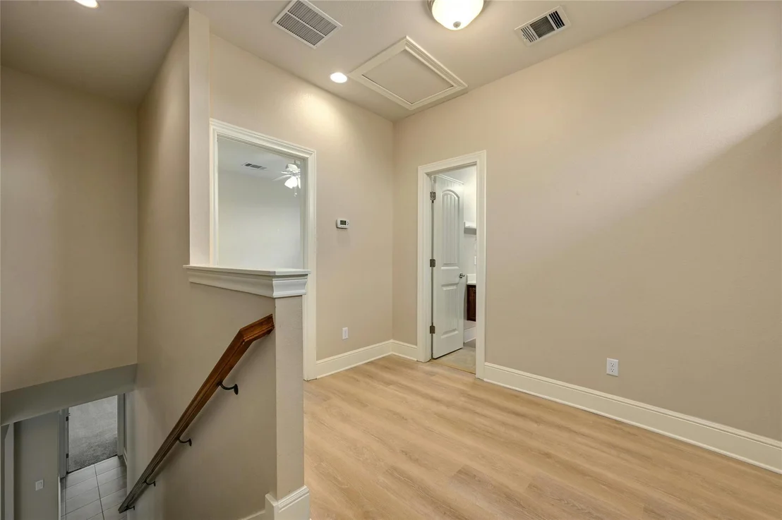 Photo of 204 Cherokee Rose CIR