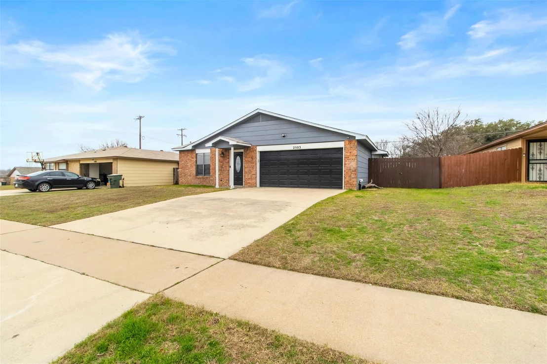 Photo of 2503 Mark DR
