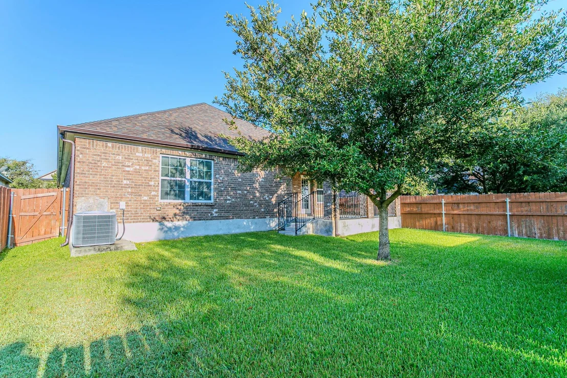 Photo of 1064 Lonesome Oak DR