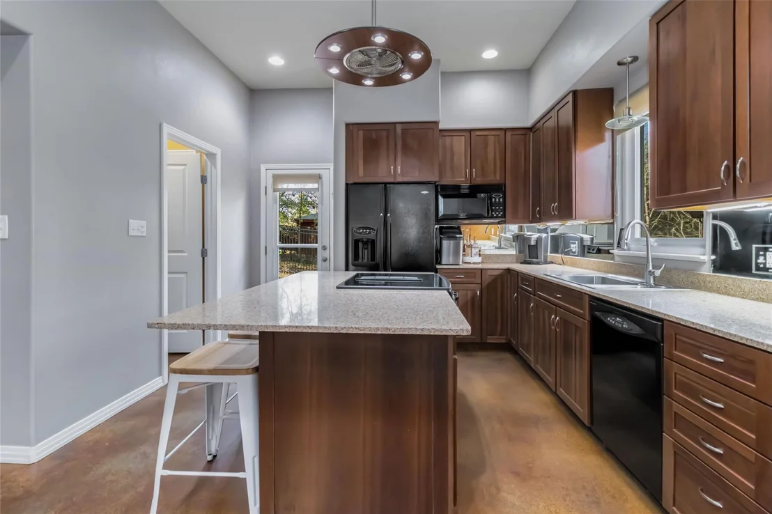 Photo of 172 William Higgins DR