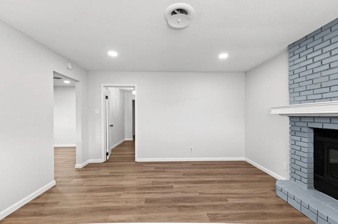 Photo of 1411 Violet Ave
