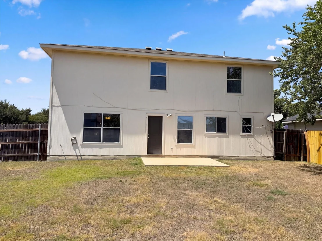 Photo of 101 Gillespie LN