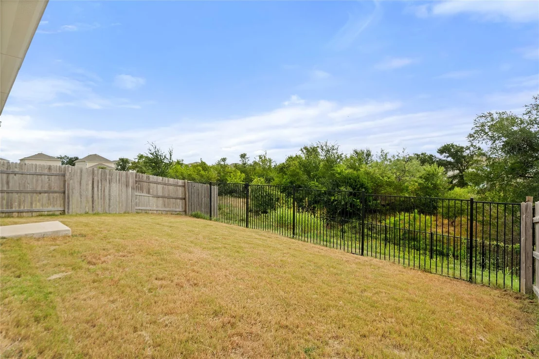 Photo of 129 Tall Grass DR