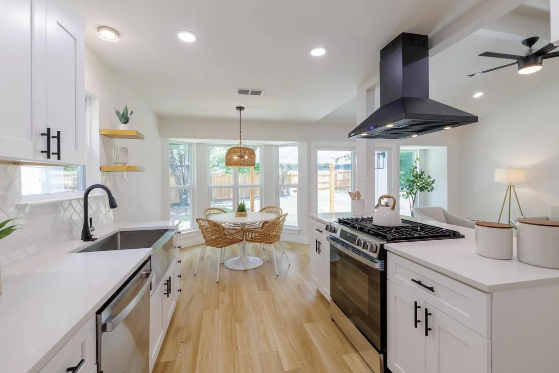 Photo of 4504 Southwest DR