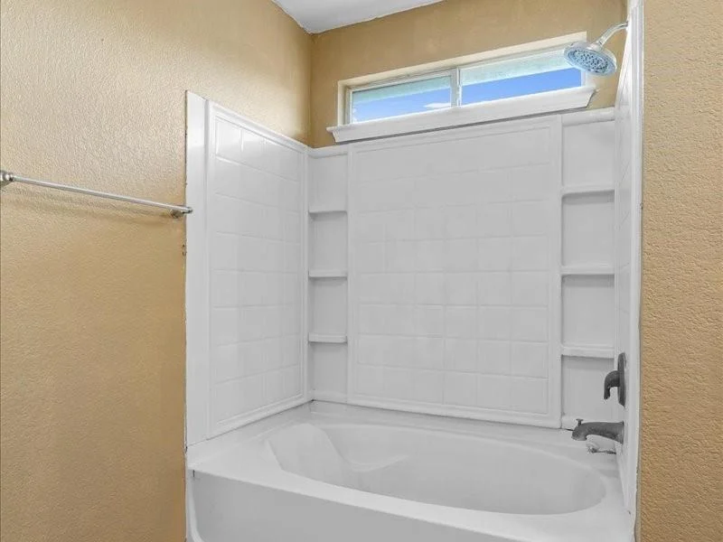 Photo of 204 Herrera TRL