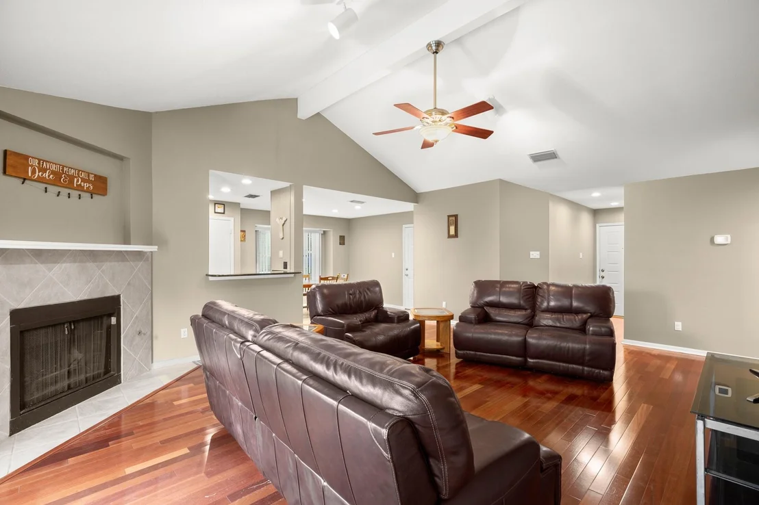Photo of 1603 Quail Run RD