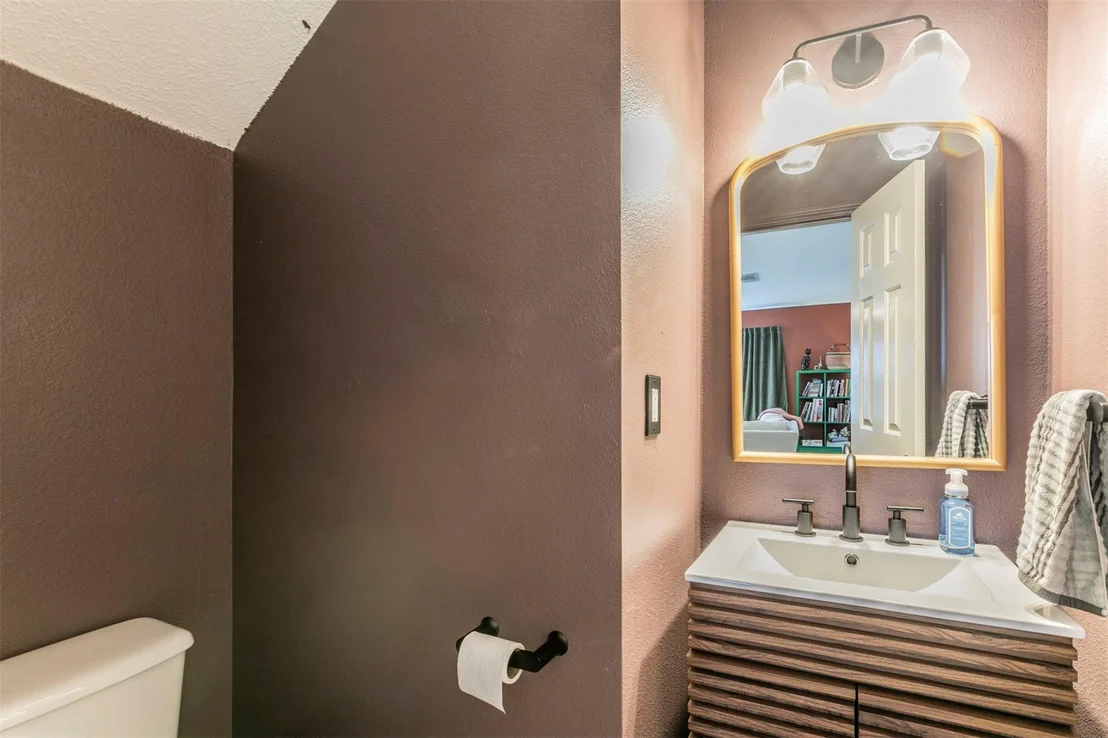 Photo of 4315 Triboro TRL