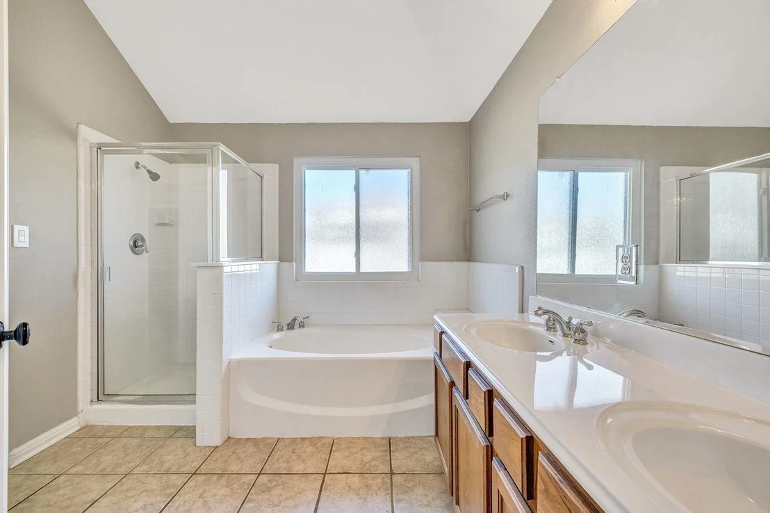 Photo of 214 River Park LN