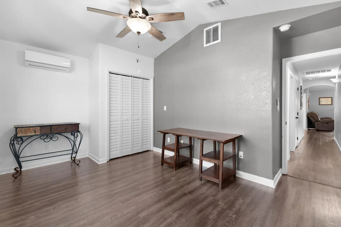 Photo of 1303 Adam Ave