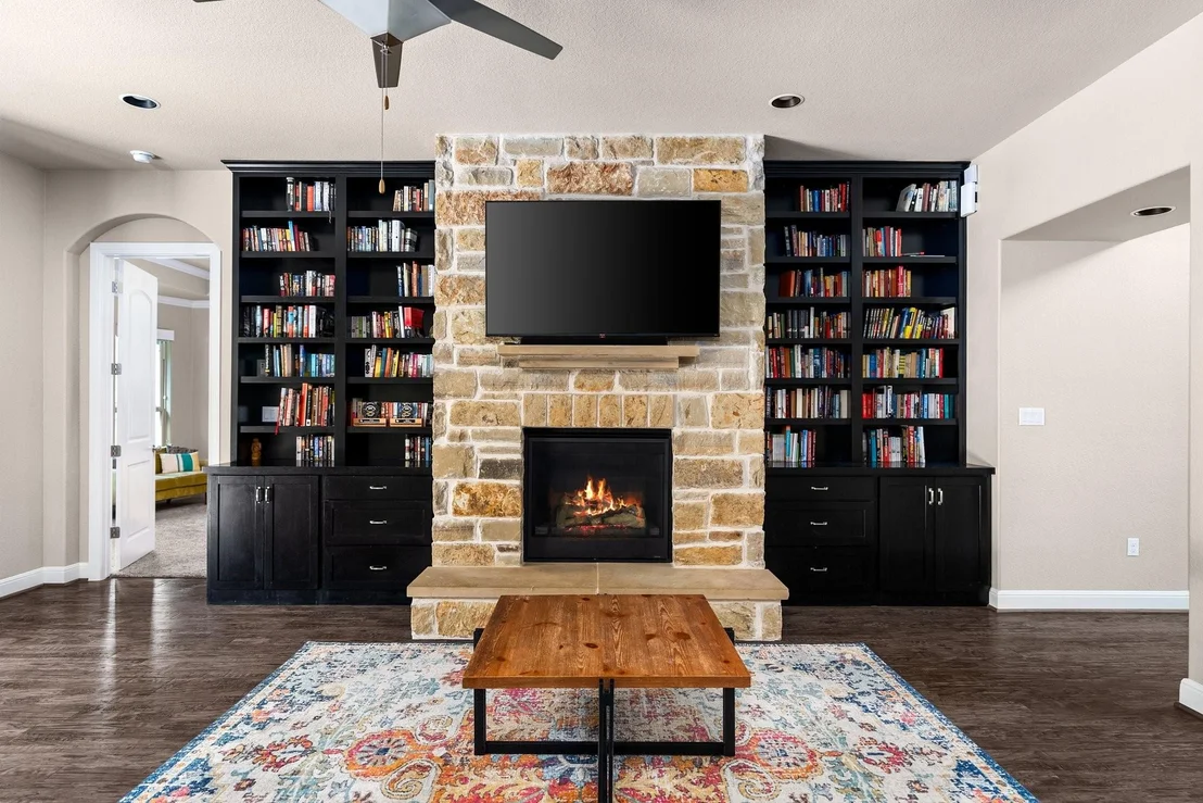 Photo of 397 Arapaho DR