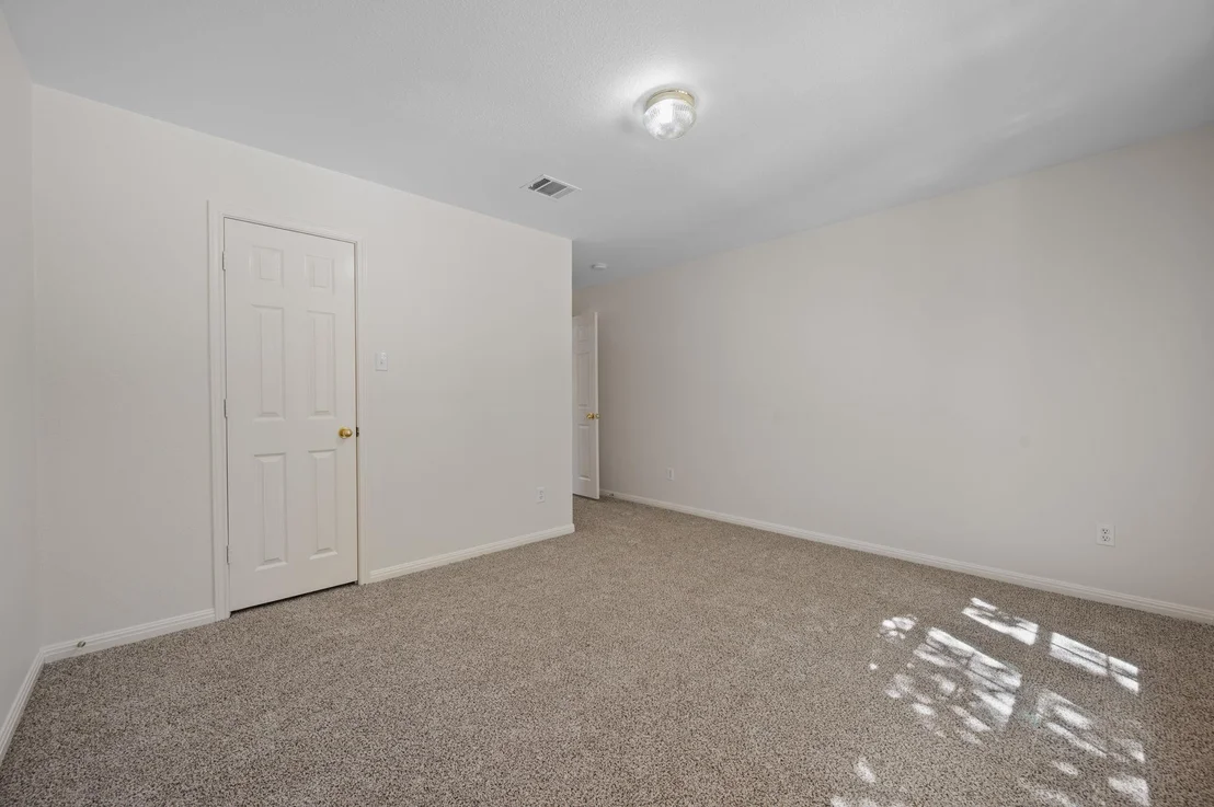 Photo of 1532 Lorson LOOP