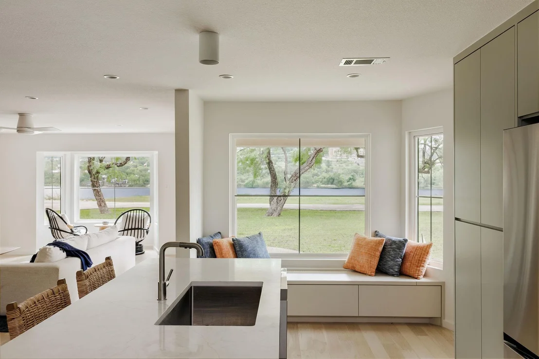 Photo of 500 Lakeshore DR