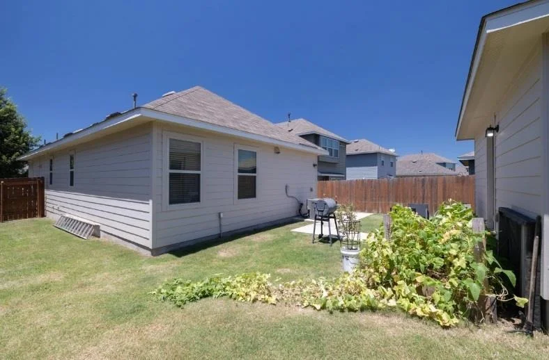 Photo of 340 S Brook DR