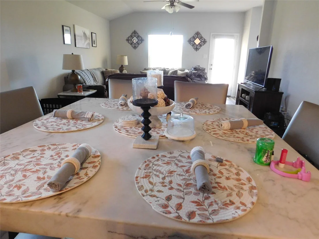 Photo of 8915 Hidden Oaks DR