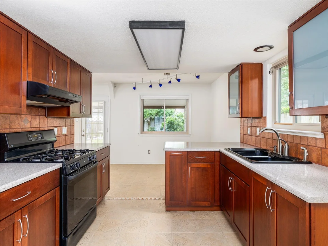 Photo of 12208 Antoinette PL