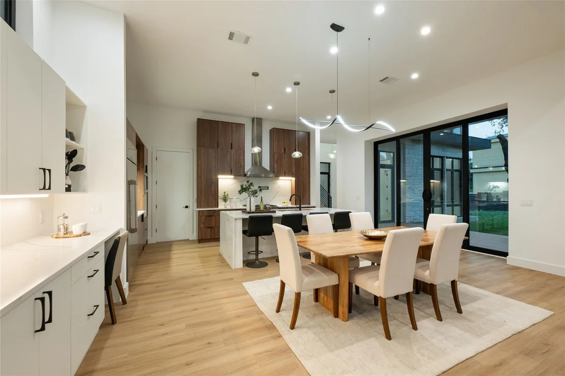 Photo of 1108 Castile RD