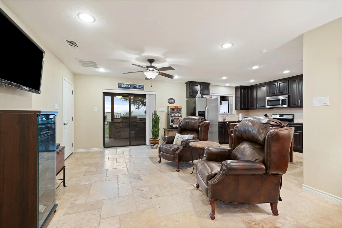 Photo of 348 Carlson CIR
