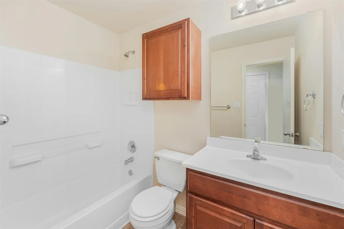 Photo of 18412 Sunhaven CV