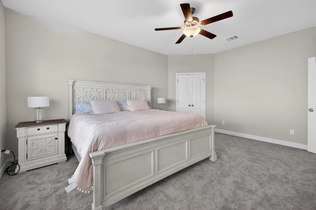 Photo of 1009 Bright Star CV