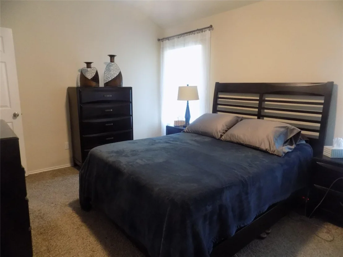 Photo of 124 Rearden BLVD
