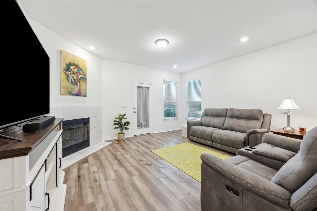 Photo of 7008 Daniel Ranch DR