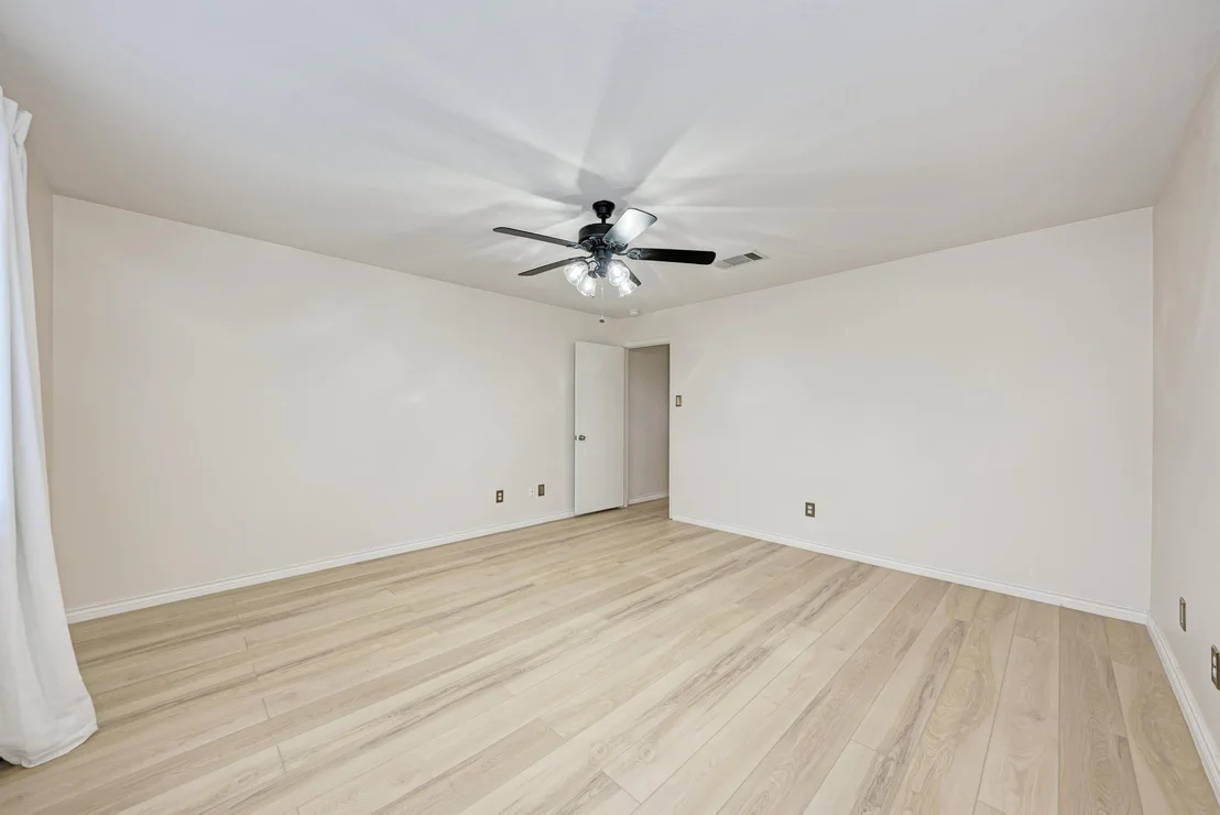 Photo of 115 Camellia DR