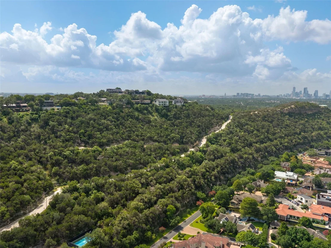 Photo of 4323 Mt Bonnell RD