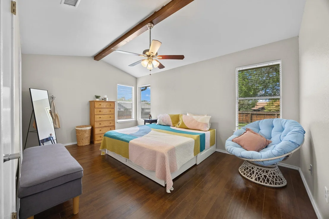 Photo of 1006 Edgerly LN