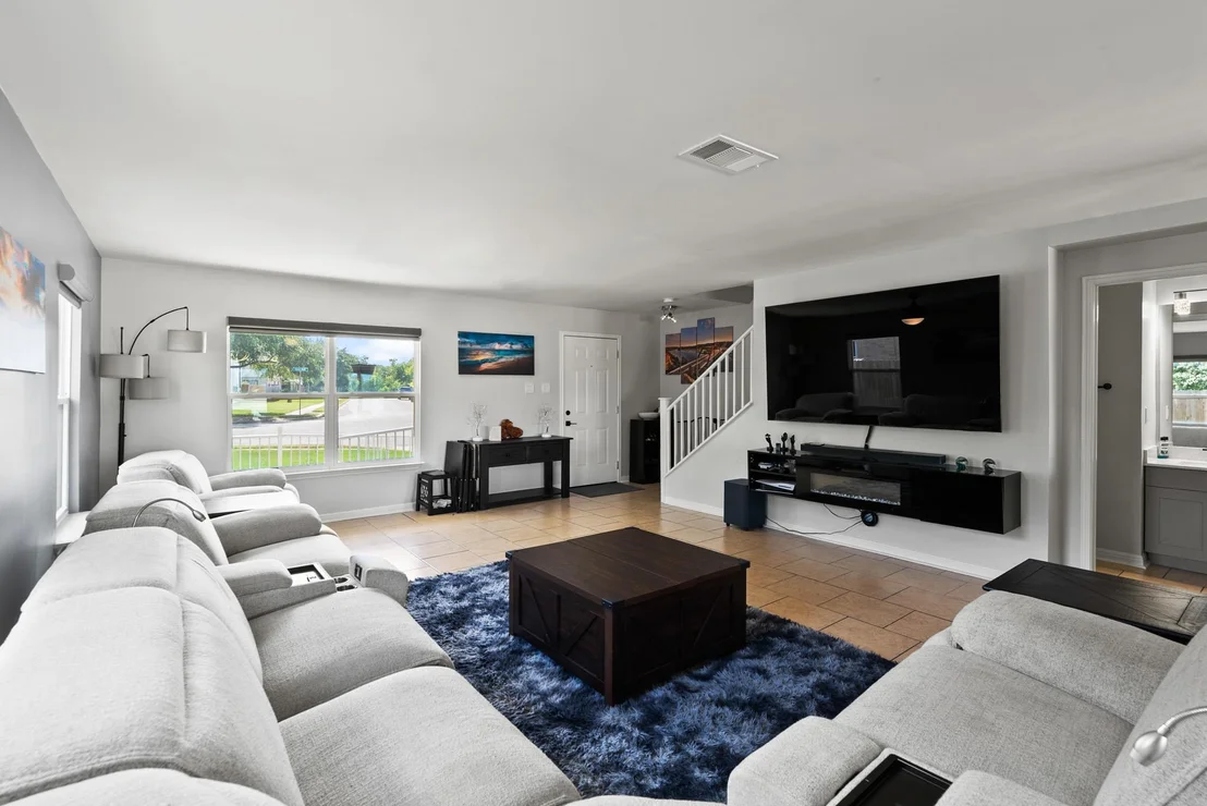 Photo of 1160 Forest Bluff TRL