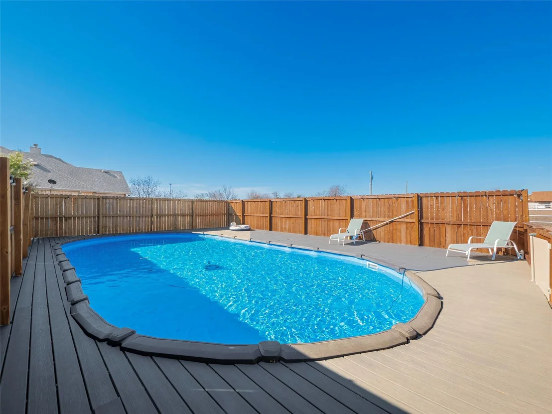 Photo of 1822 Rowe LOOP