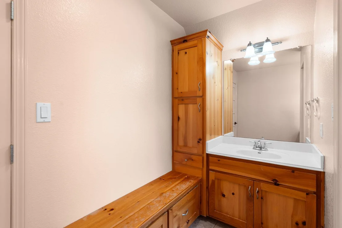 Photo of 913 County Road 220