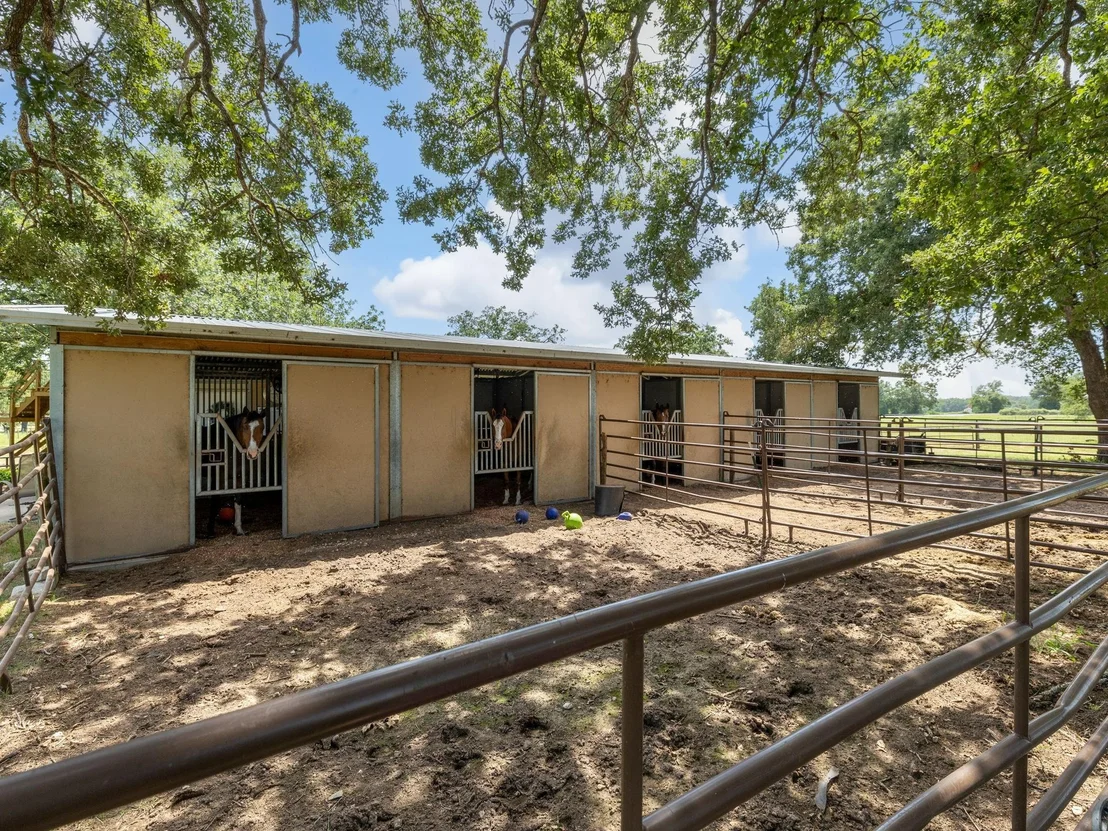 Photo of 2995 County Road 442