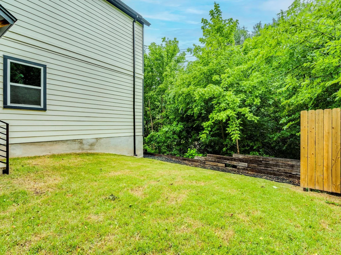 Photo of 1108 Floradale DR