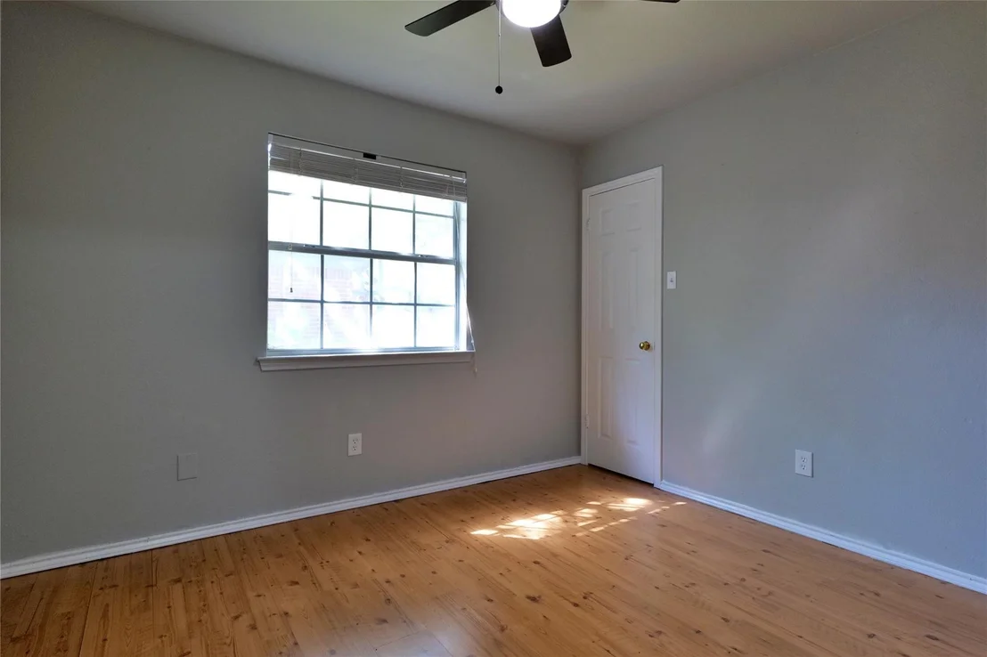 Photo of 615 Blue Oak CIR