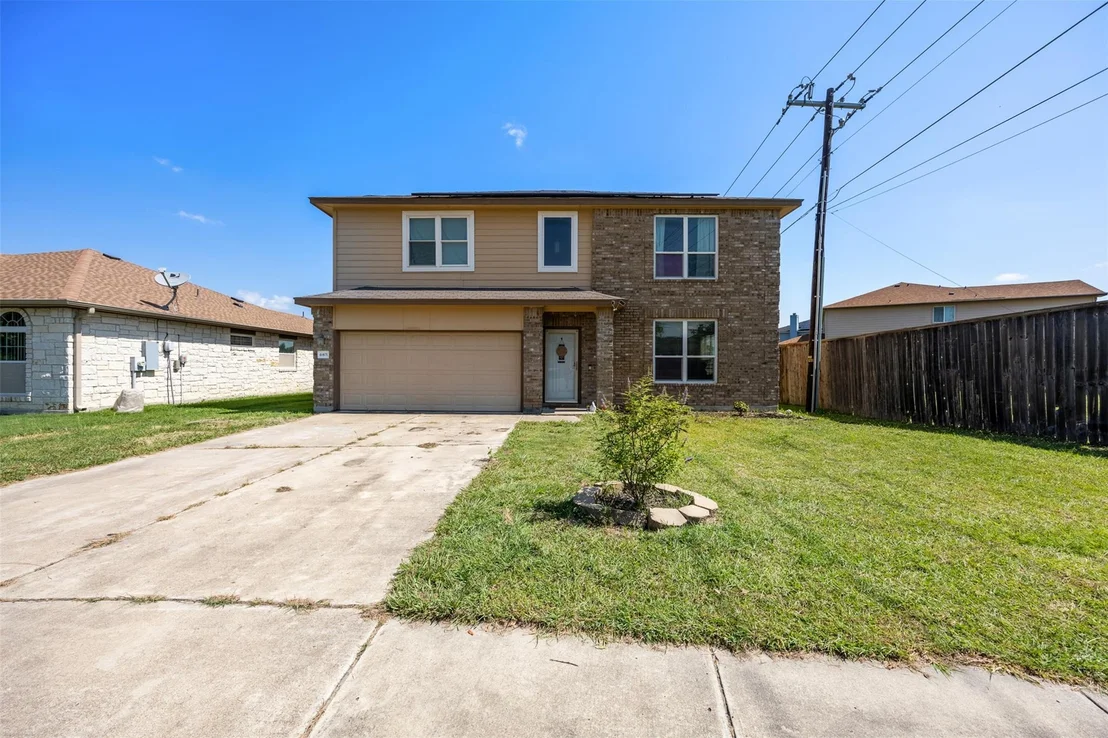Photo of 4401 Golden Gate DR