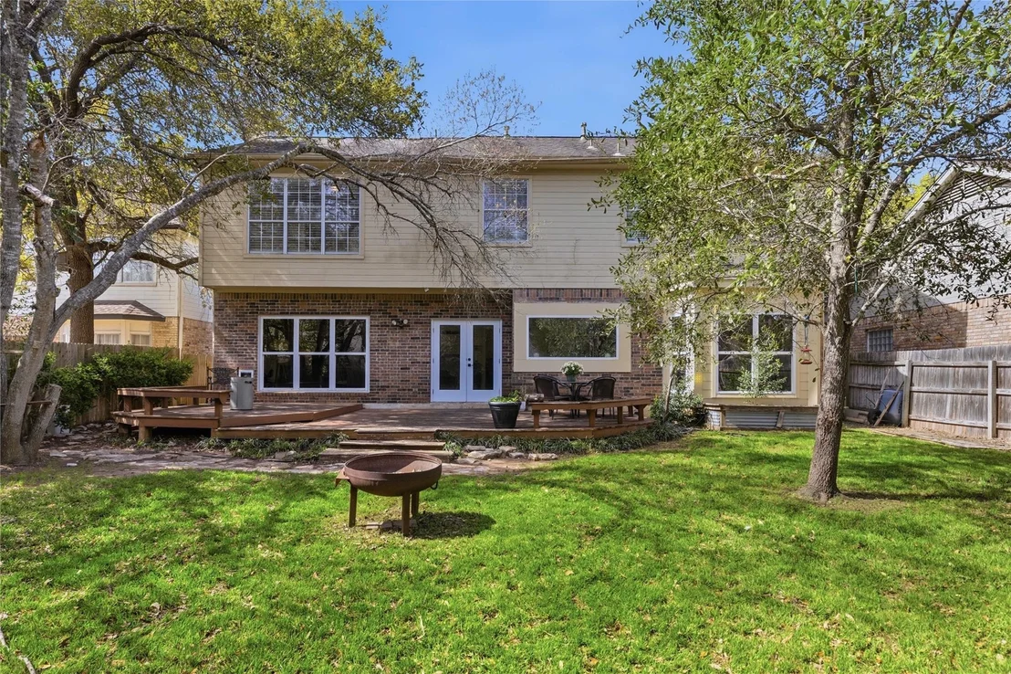 Photo of 6310 Walebridge LN