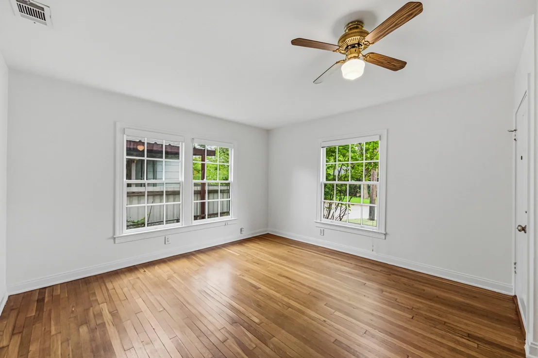 Photo of 5707 Joe Sayers Ave
