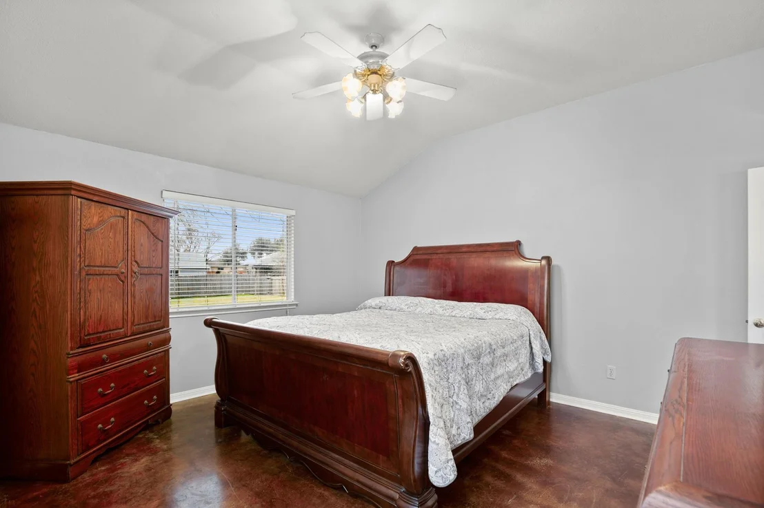 Photo of 1603 Quail Run RD