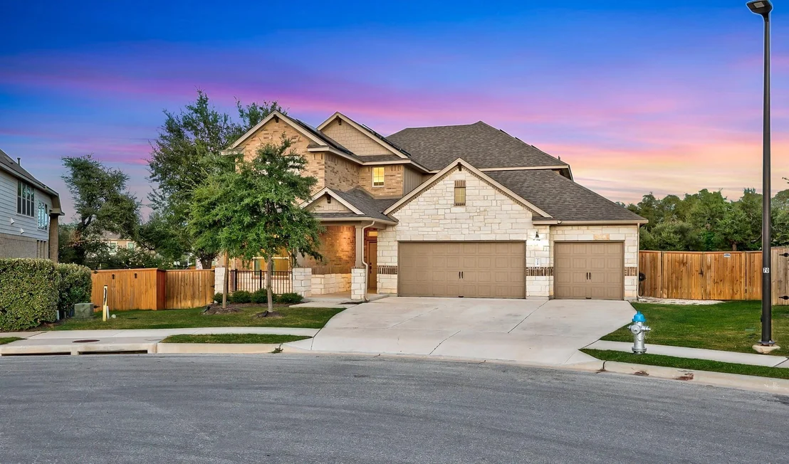 Photo of 324 Autumn Oak WAY