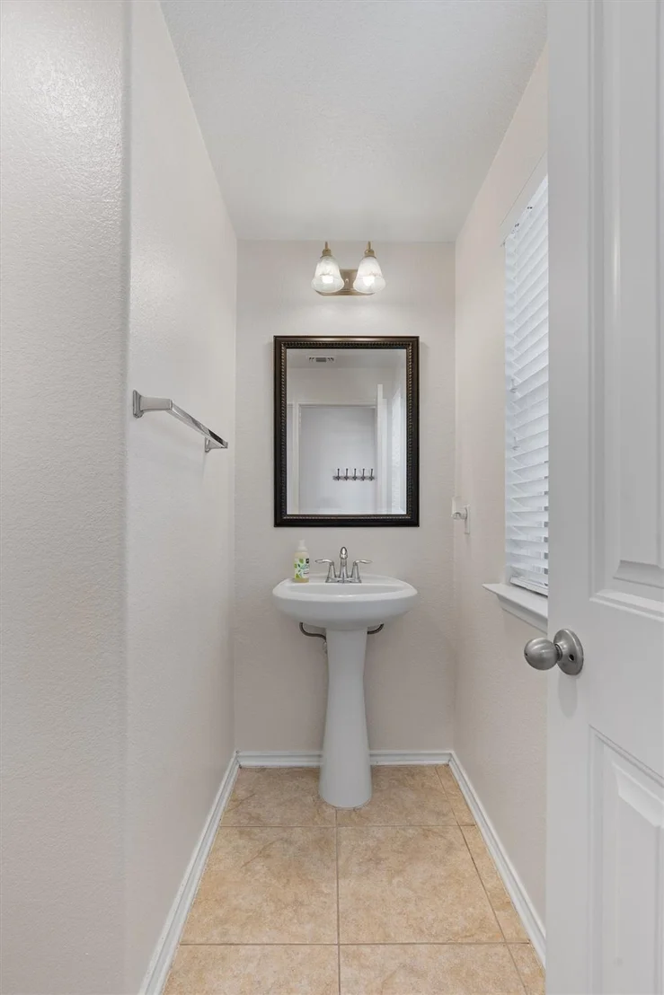 Photo of 804 Water Hyacinth LOOP