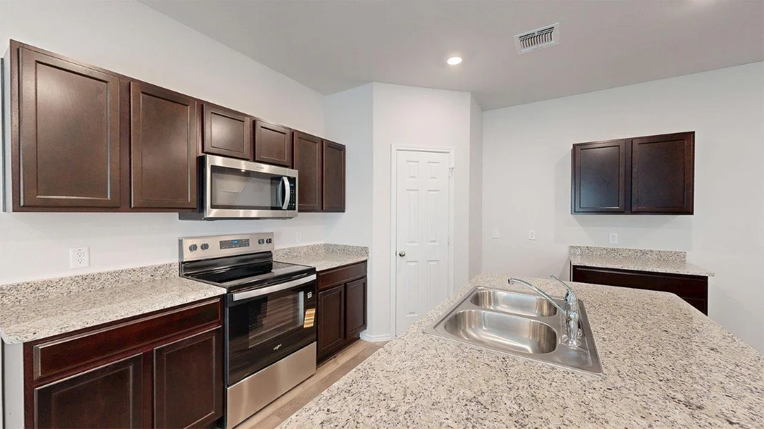 Photo of 505 Hector LOOP